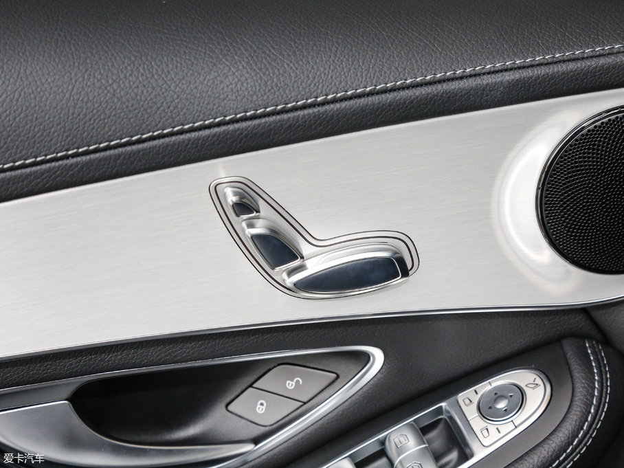 2017YGLCCoupe(M) GLC 200 4MATIC ISUV