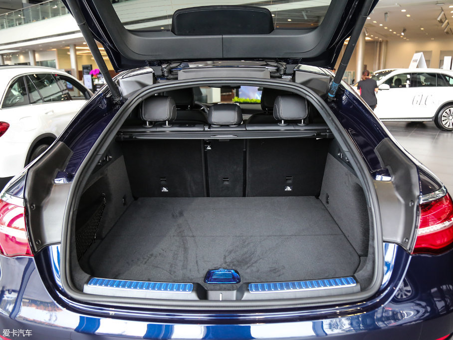 2017YGLCCoupe(M) GLC 200 4MATIC ISUV