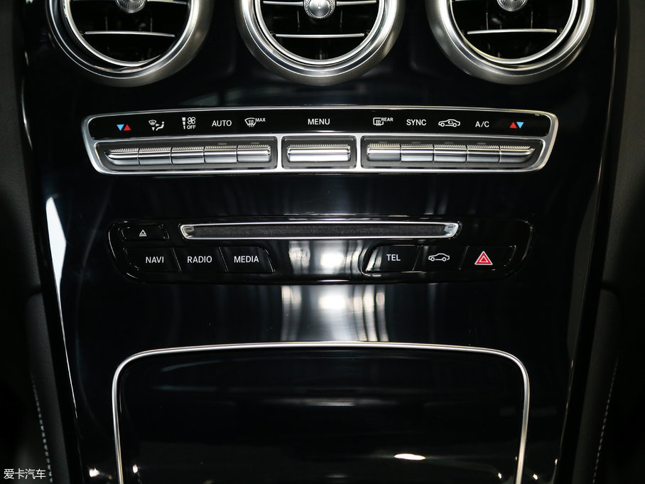 2017YGLCCoupe(M) GLC 200 4MATIC ISUV