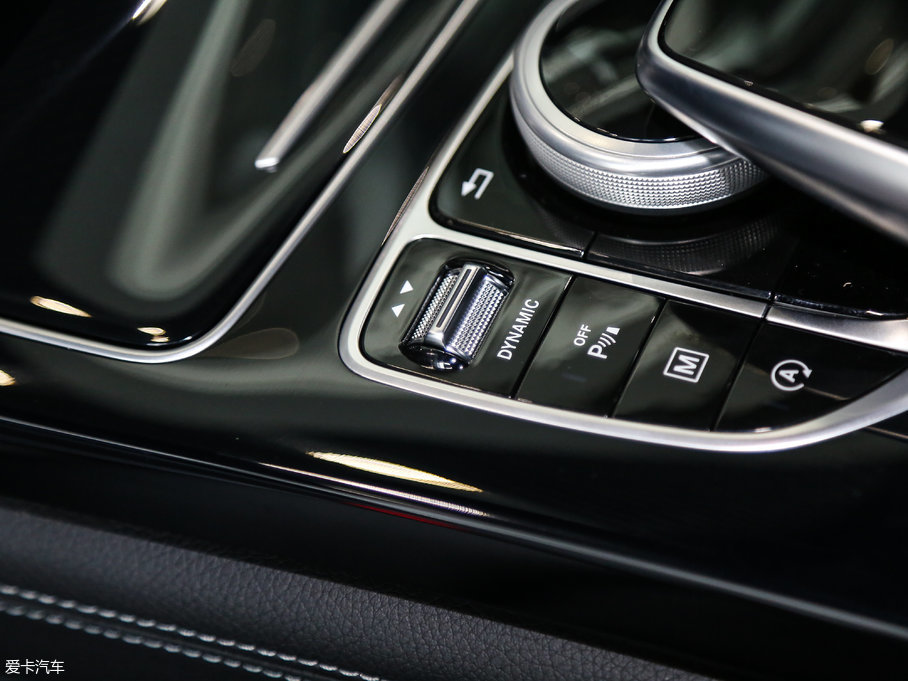 2017YGLCCoupe(M) GLC 200 4MATIC ISUV