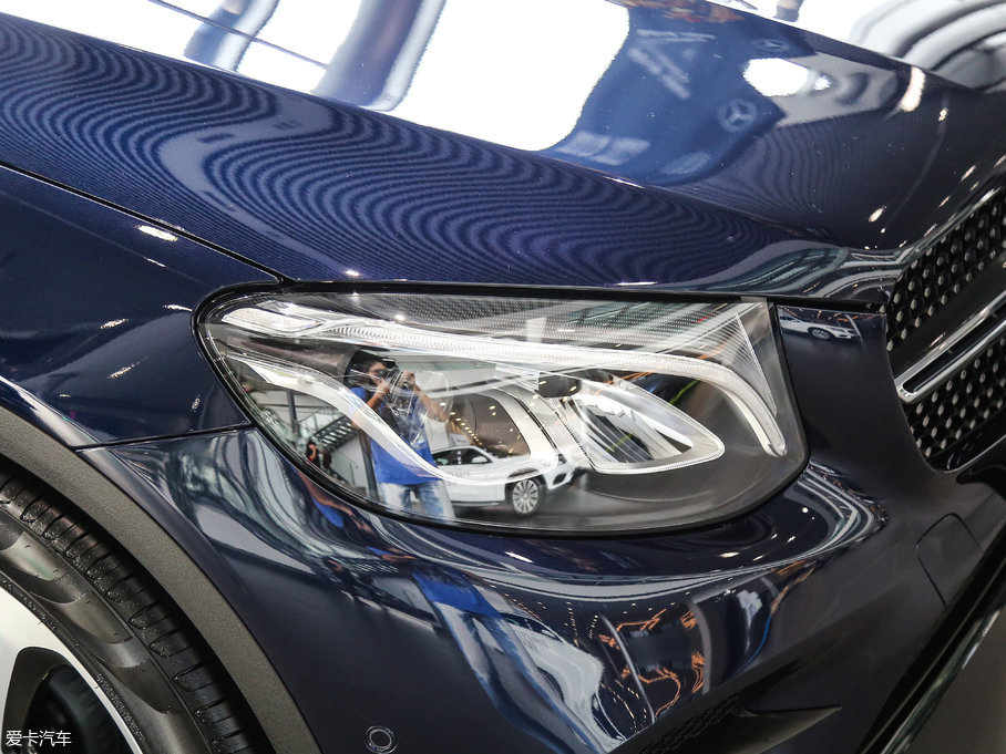 2017YGLCCoupe(M) GLC 200 4MATIC ISUV