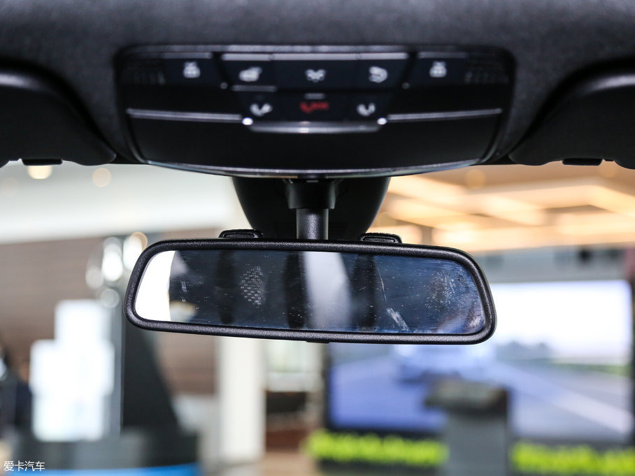 2017YGLCCoupe(M) GLC 200 4MATIC ISUV