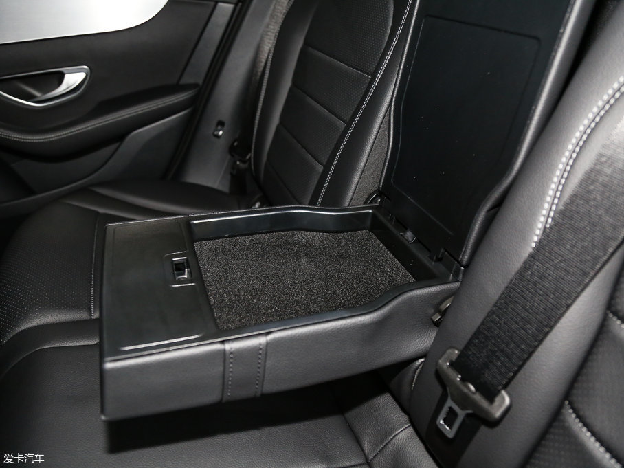 2017YGLCCoupe(M) GLC 200 4MATIC ISUV