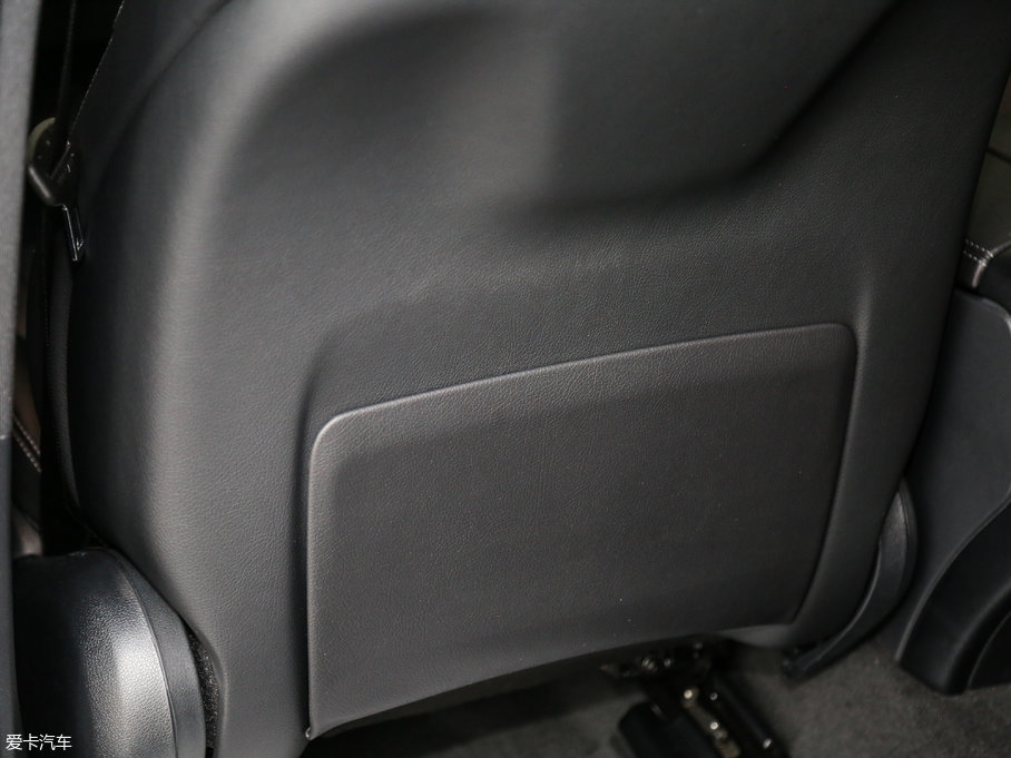 2017YGLCCoupe(M) GLC 200 4MATIC ISUV