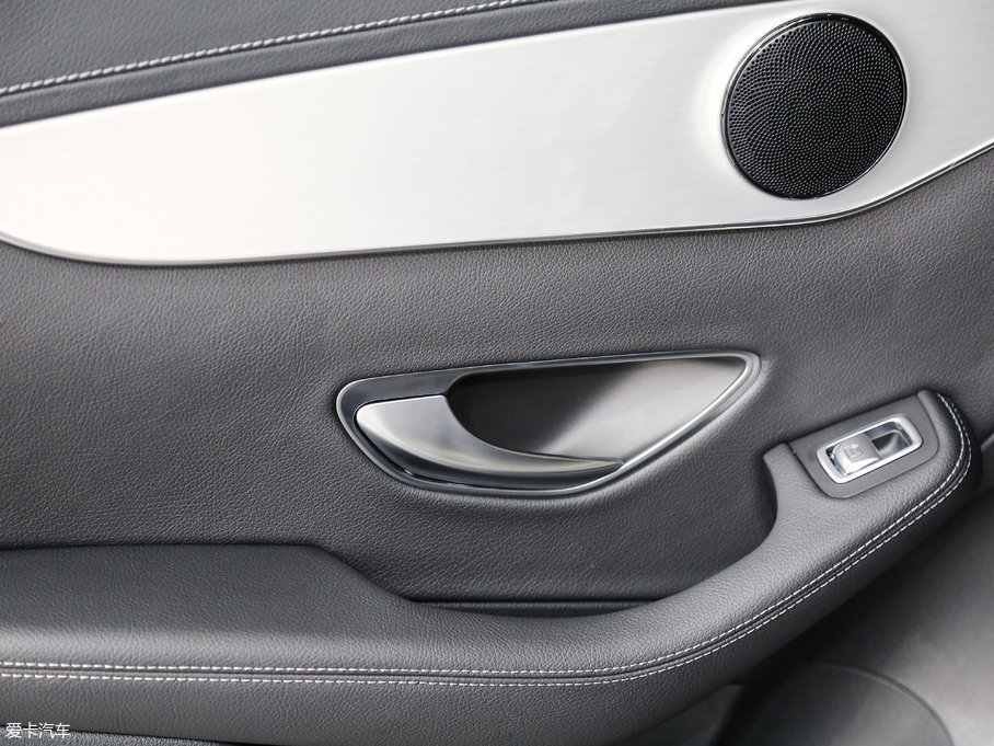 2017YGLCCoupe(M) GLC 200 4MATIC ISUV