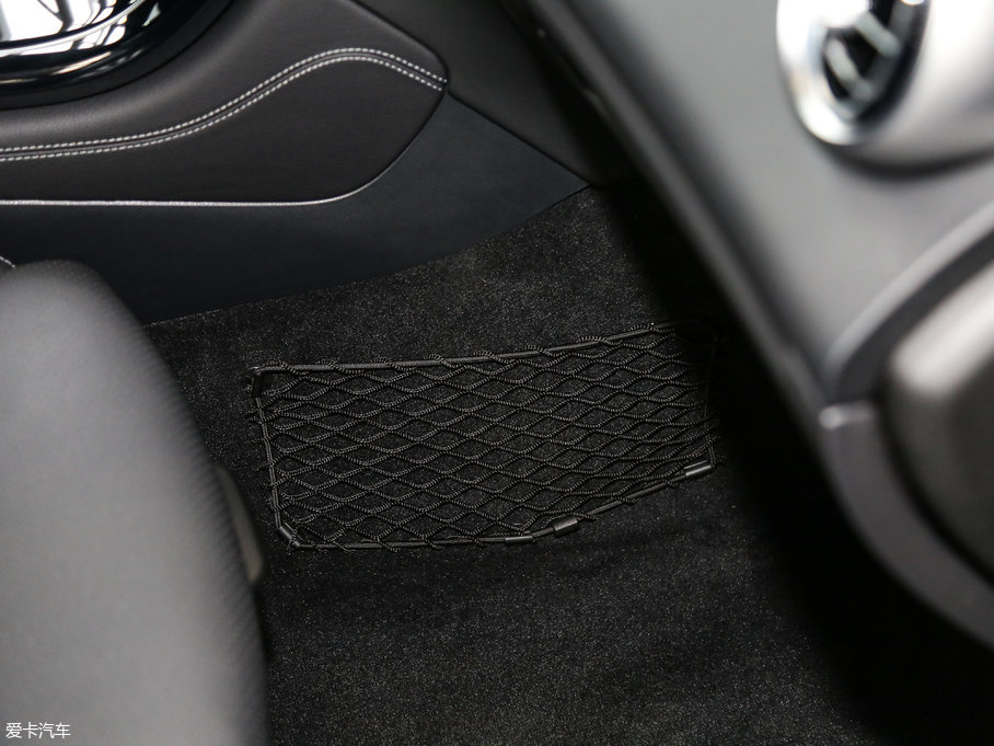 2017YGLCCoupe(M) GLC 200 4MATIC ISUV