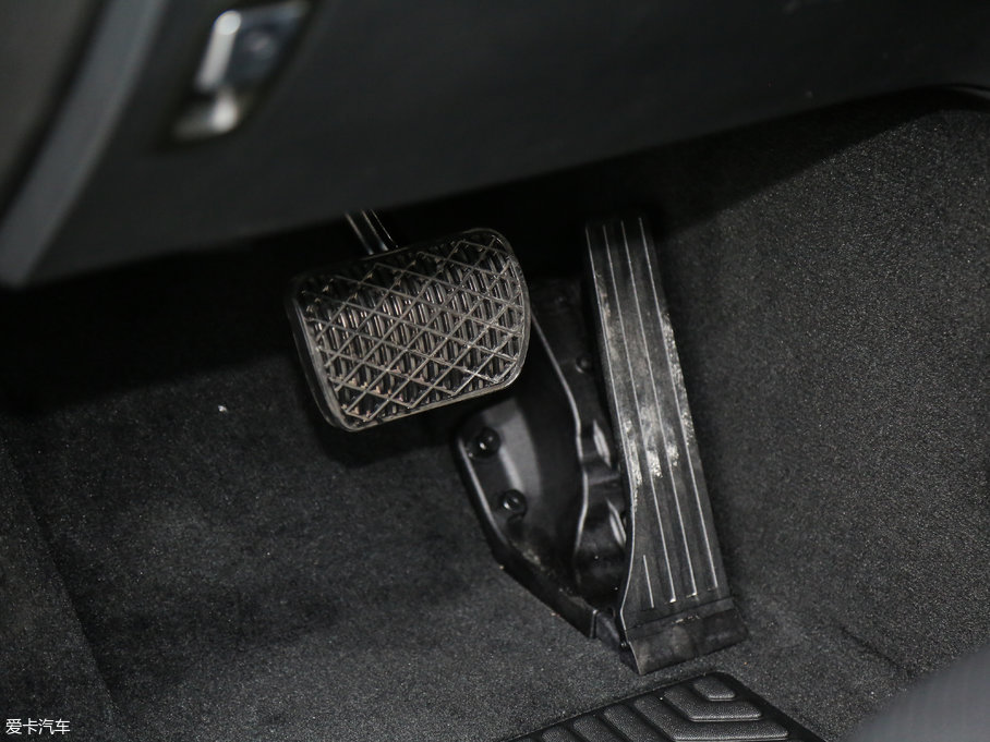 2017YGLCCoupe(M(jn)) GLC 200 4MATIC ISUV