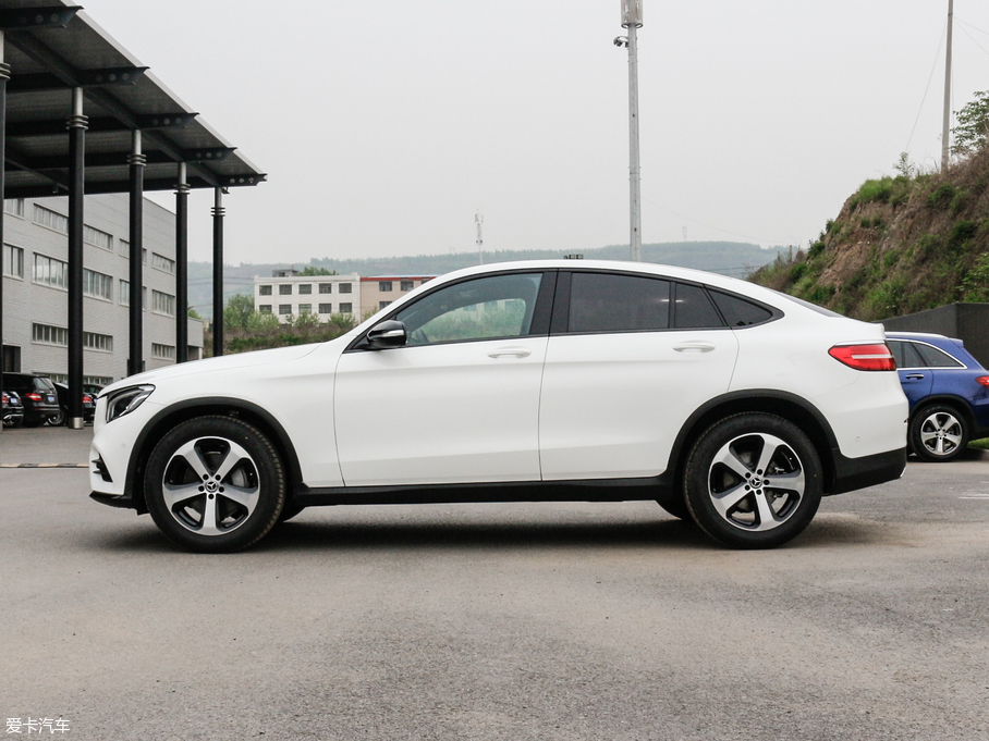 2017YGLCCoupe(M) GLC 200 4MATIC ISUV
