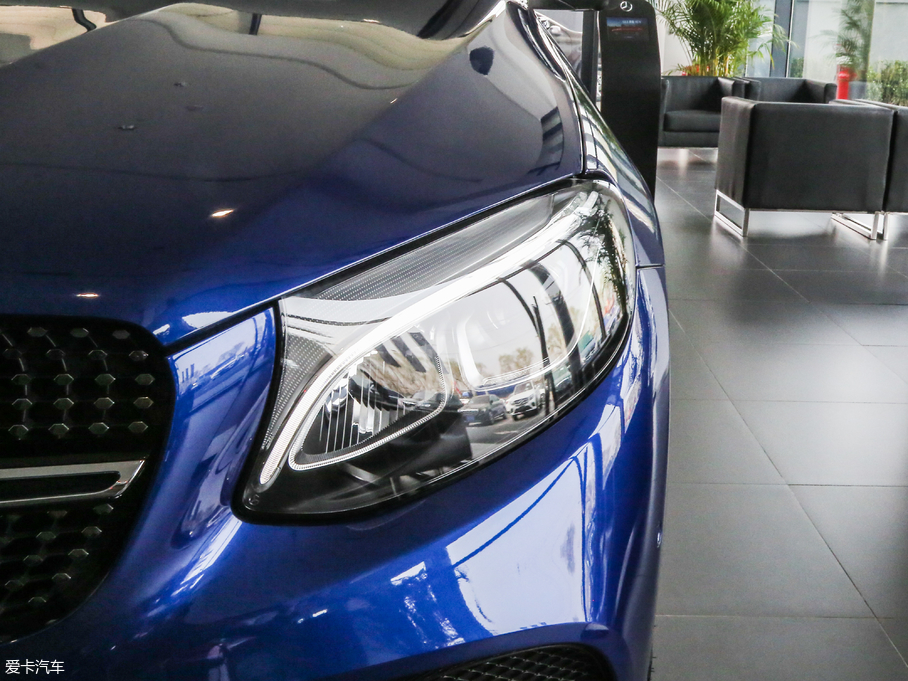 2017YGLCCoupe(M) GLC 260 4MATIC ISUV