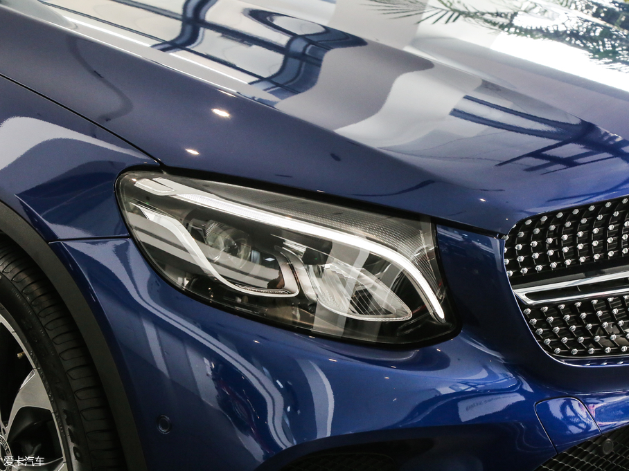 2017YGLCCoupe(M) GLC 260 4MATIC ISUV