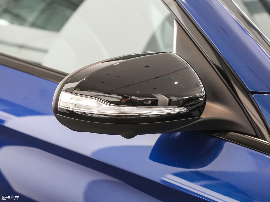 2017YGLCCoupe(M) GLC 260 4MATIC ISUV