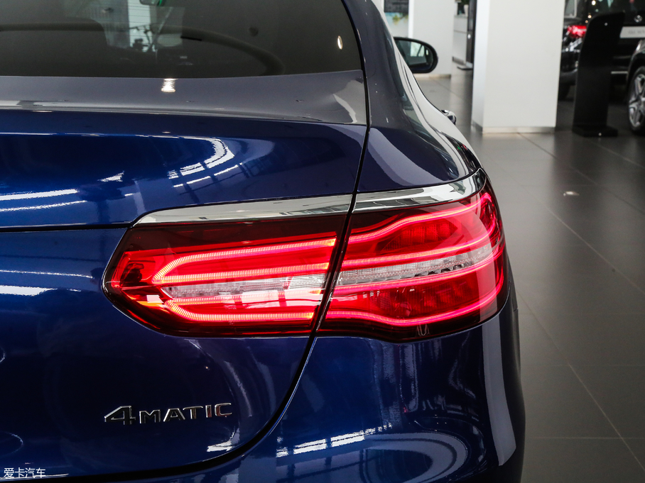 2017YGLCCoupe(M) GLC 260 4MATIC ISUV