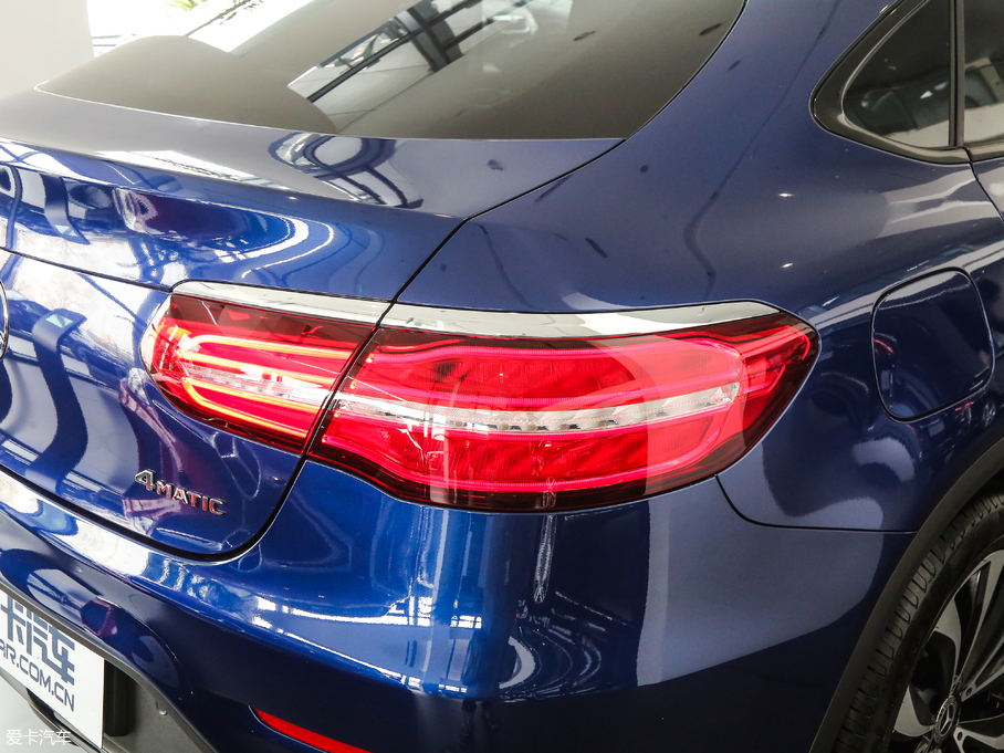 2017YGLCCoupe(M) GLC 260 4MATIC ISUV