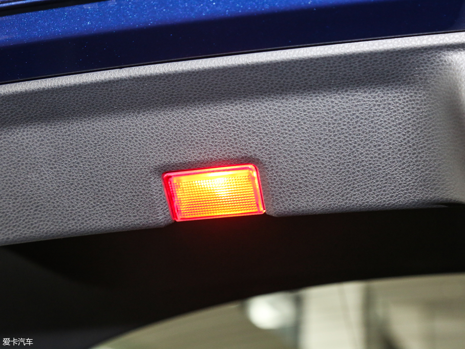 2017YGLCCoupe(M) GLC 260 4MATIC ISUV