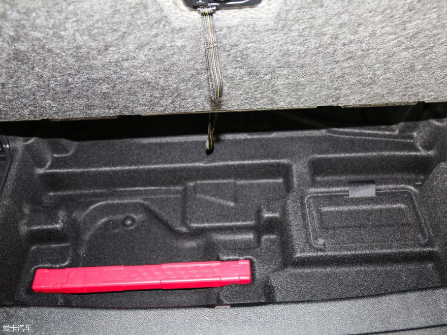 2017YGLCCoupe(M) GLC 260 4MATIC ISUV