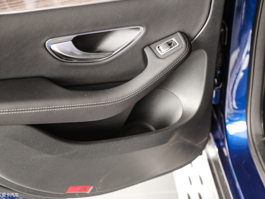 2017YGLCCoupe(M(jn)) GLC 260 4MATIC ISUV