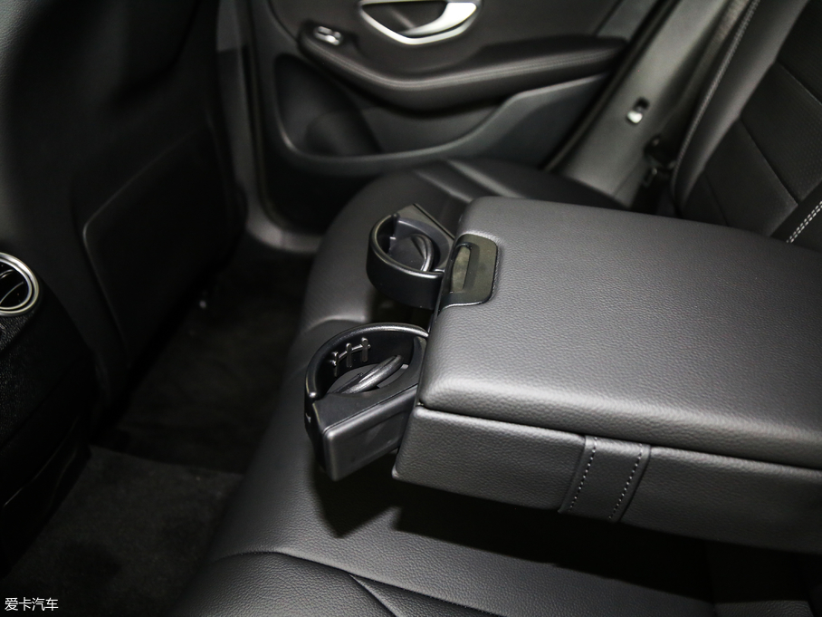 2017YGLCCoupe(M) GLC 260 4MATIC ISUV