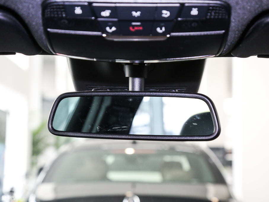 2017YGLCCoupe(M) GLC 260 4MATIC ISUV