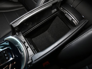 2017GLC 200 4MATIC ISUV g