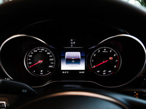 2017GLC 200 4MATIC ISUV x