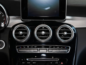 2017GLC 200 4MATIC ISUV {L