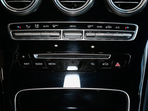 2017GLC 200 4MATIC ISUV {