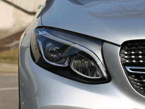 2017GLC 260 4MATIC ISUV ^