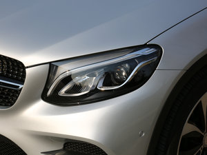 2017GLC 260 4MATIC ISUV ^