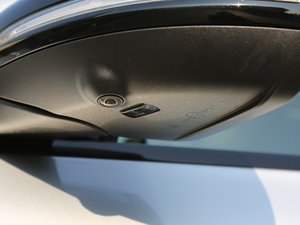 2017GLC 260 4MATIC ISUV ^