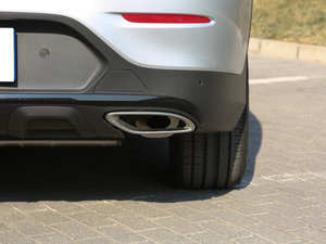 2017GLC 260 4MATIC ISUV ^