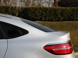 2017GLC 260 4MATIC ISUV ^