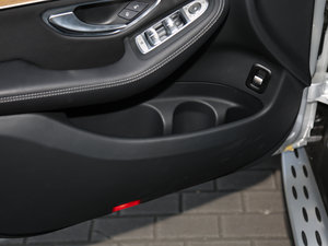 2017GLC 260 4MATIC ISUV ǰTg