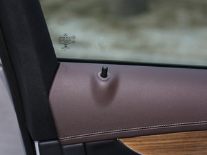 2017GLC 260 4MATIC ISUV g