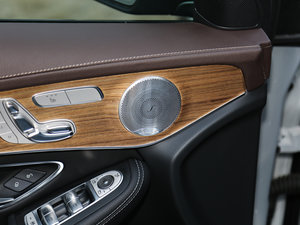 2017GLC 260 4MATIC ISUV g