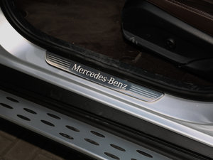 2017GLC 260 4MATIC ISUV g