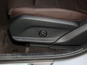 2017GLC 260 4MATIC ISUV g