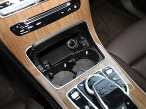 2017GLC 260 4MATIC ISUV g