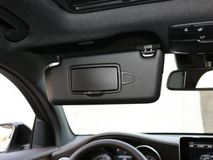 2017GLC 260 4MATIC ISUV g