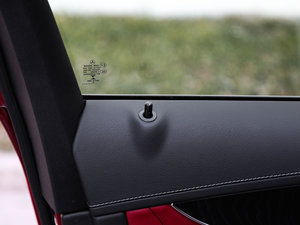 2017GLC 300 4MATIC ISUV g