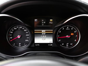 2017GLC 300 4MATIC ISUV x