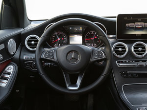 2017GLC 300 4MATIC ISUV P