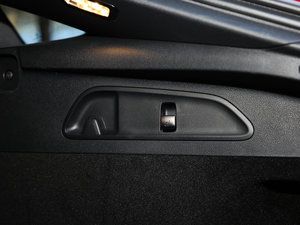 2017GLC 300 4MATIC ISUV 