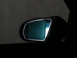 2017GLC 300 4MATIC ISUV ^