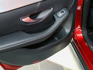 2017GLC 200 4MATIC ISUV g