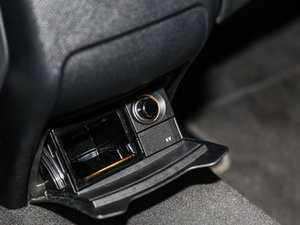 2017GLC 200 4MATIC ISUV g