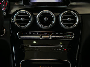 2017GLC 200 4MATIC ISUV {{