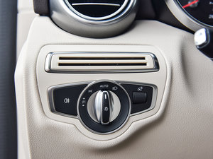 2017GLC 200 4MATIC ISUV g