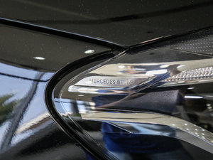 2017GLC 260 4MATIC ISUV (x)(ji)^