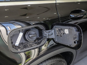 2017GLC 260 4MATIC ISUV (x)(ji)^