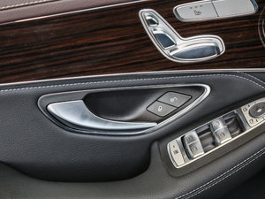 2017GLC 260 4MATIC ISUV g